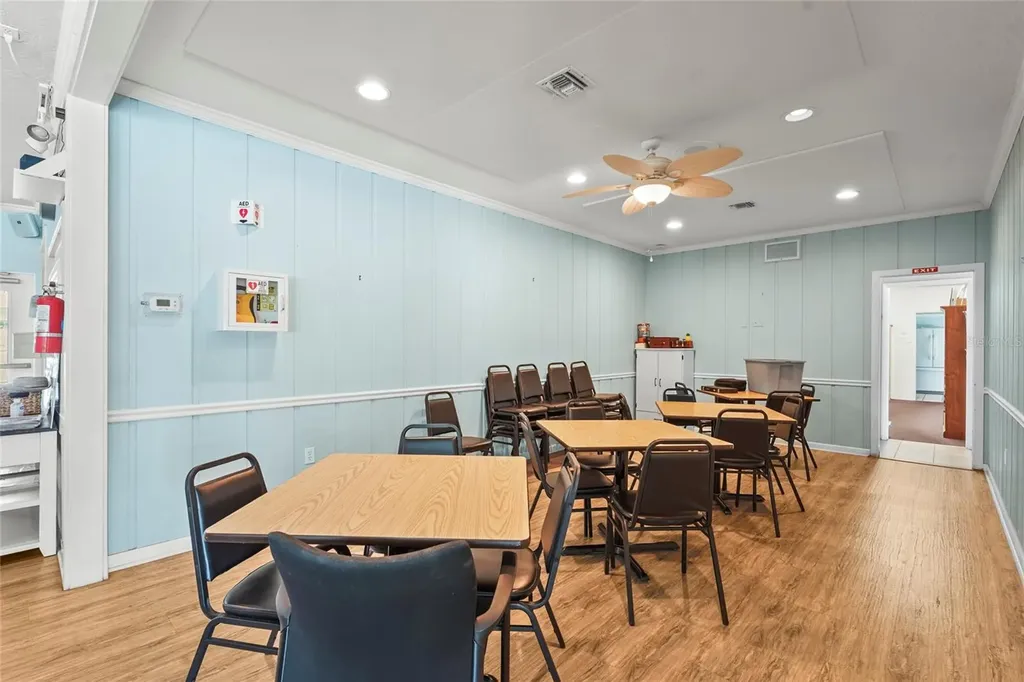 2531 Riverbluff Parkway Sarasota FL 34231