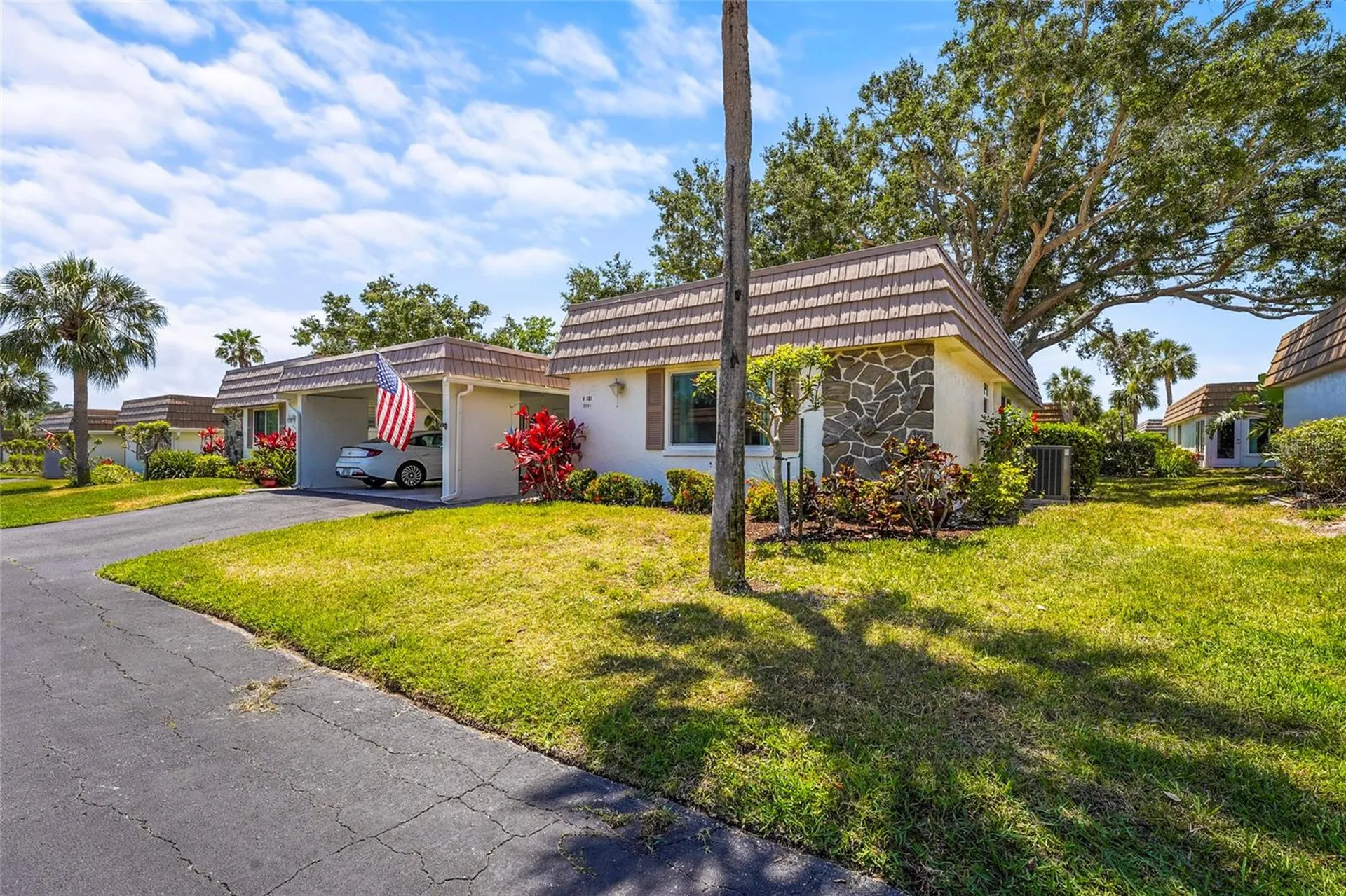 2531 Riverbluff Parkway Sarasota FL 34231