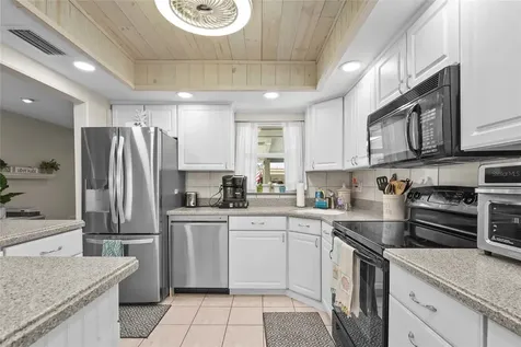 2531 Riverbluff Parkway Sarasota FL 34231
