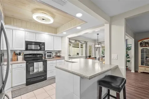 2531 Riverbluff Parkway Sarasota FL 34231