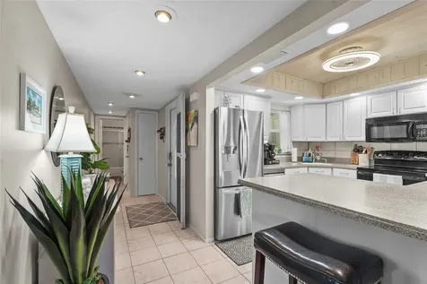 2531 Riverbluff Parkway Sarasota FL 34231