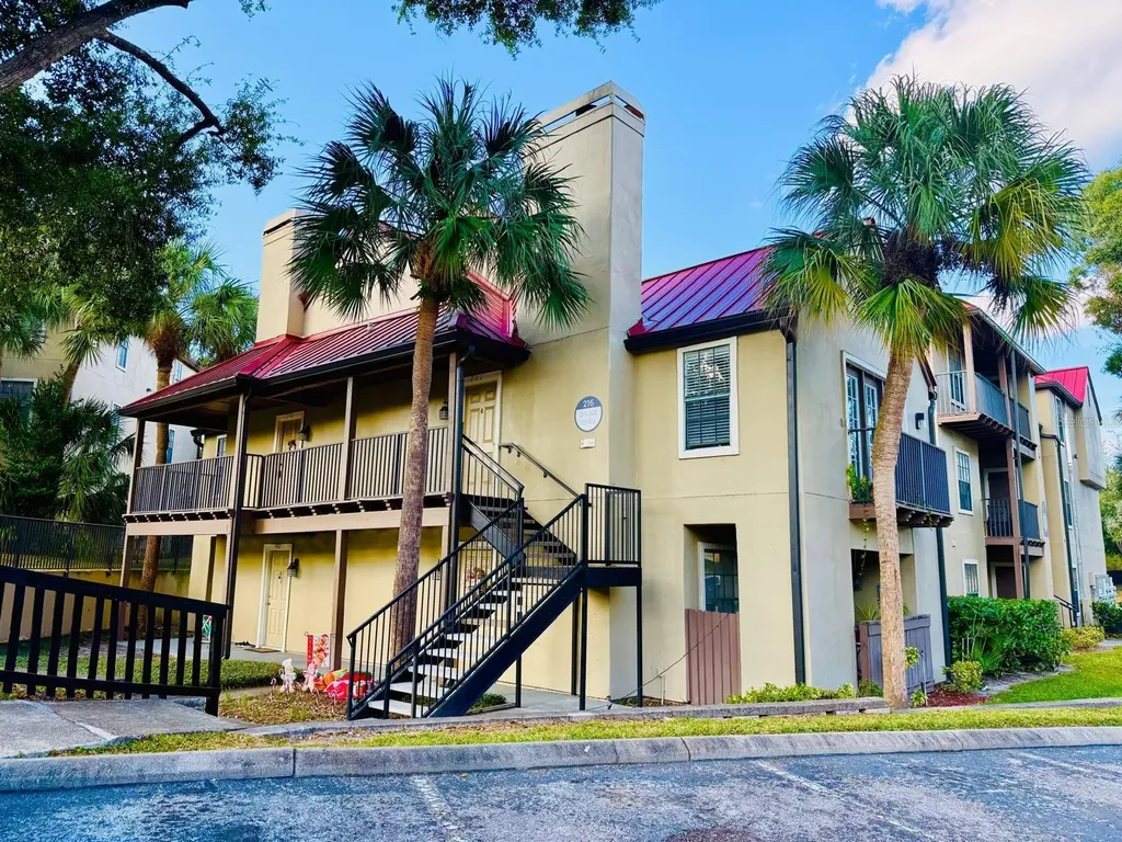 216 Afton Square Altamonte Springs FL 32714