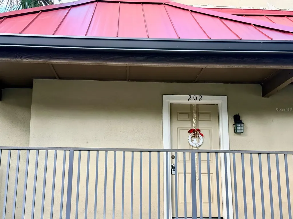 216 Afton Square Altamonte Springs FL 32714