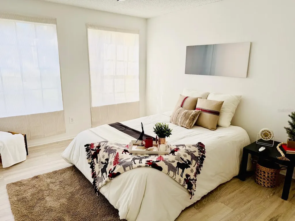 216 Afton Square Altamonte Springs FL 32714