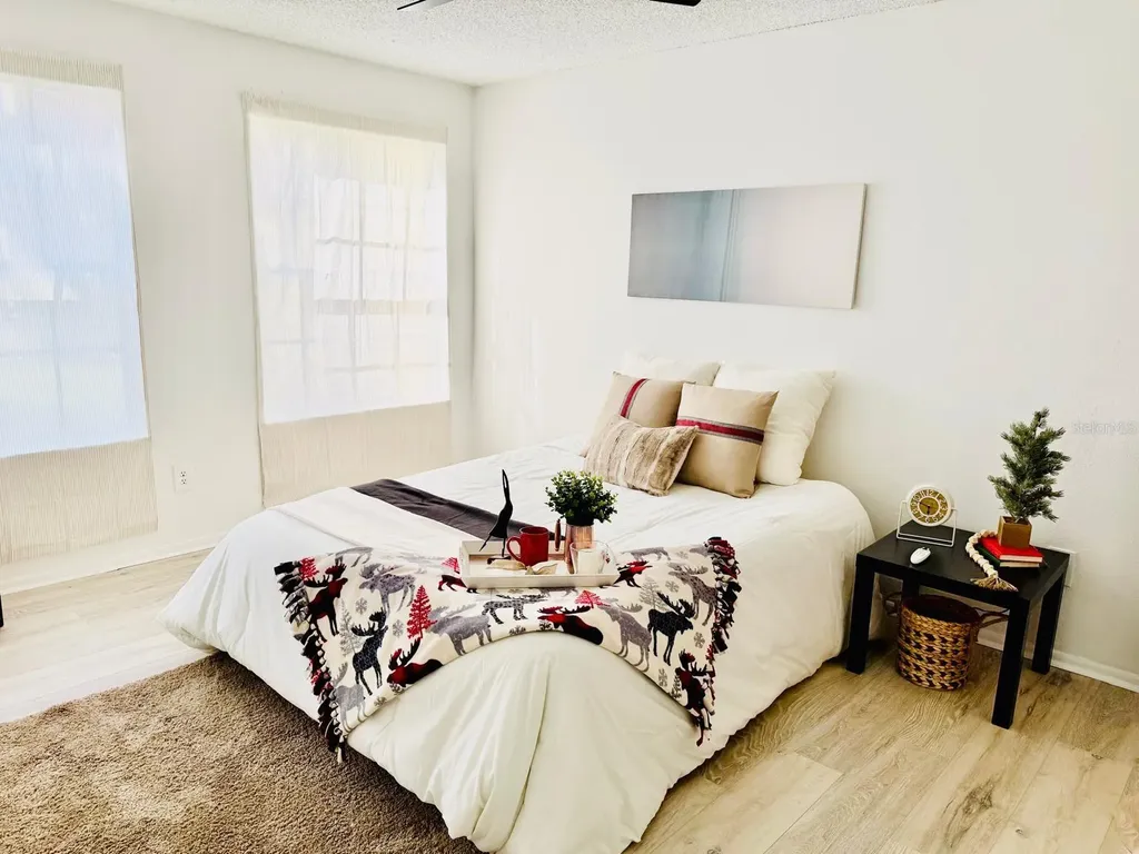 216 Afton Square Altamonte Springs FL 32714