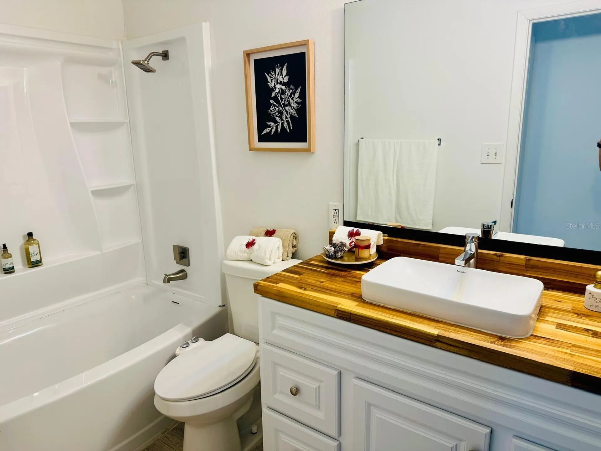 216 Afton Square Altamonte Springs FL 32714