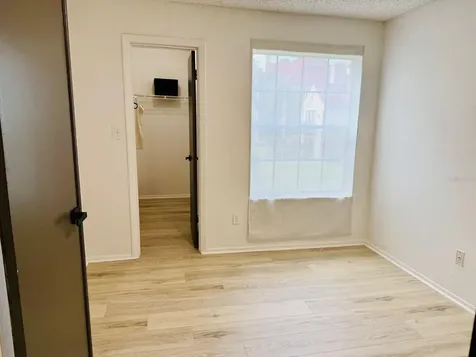 216 Afton Square Altamonte Springs FL 32714
