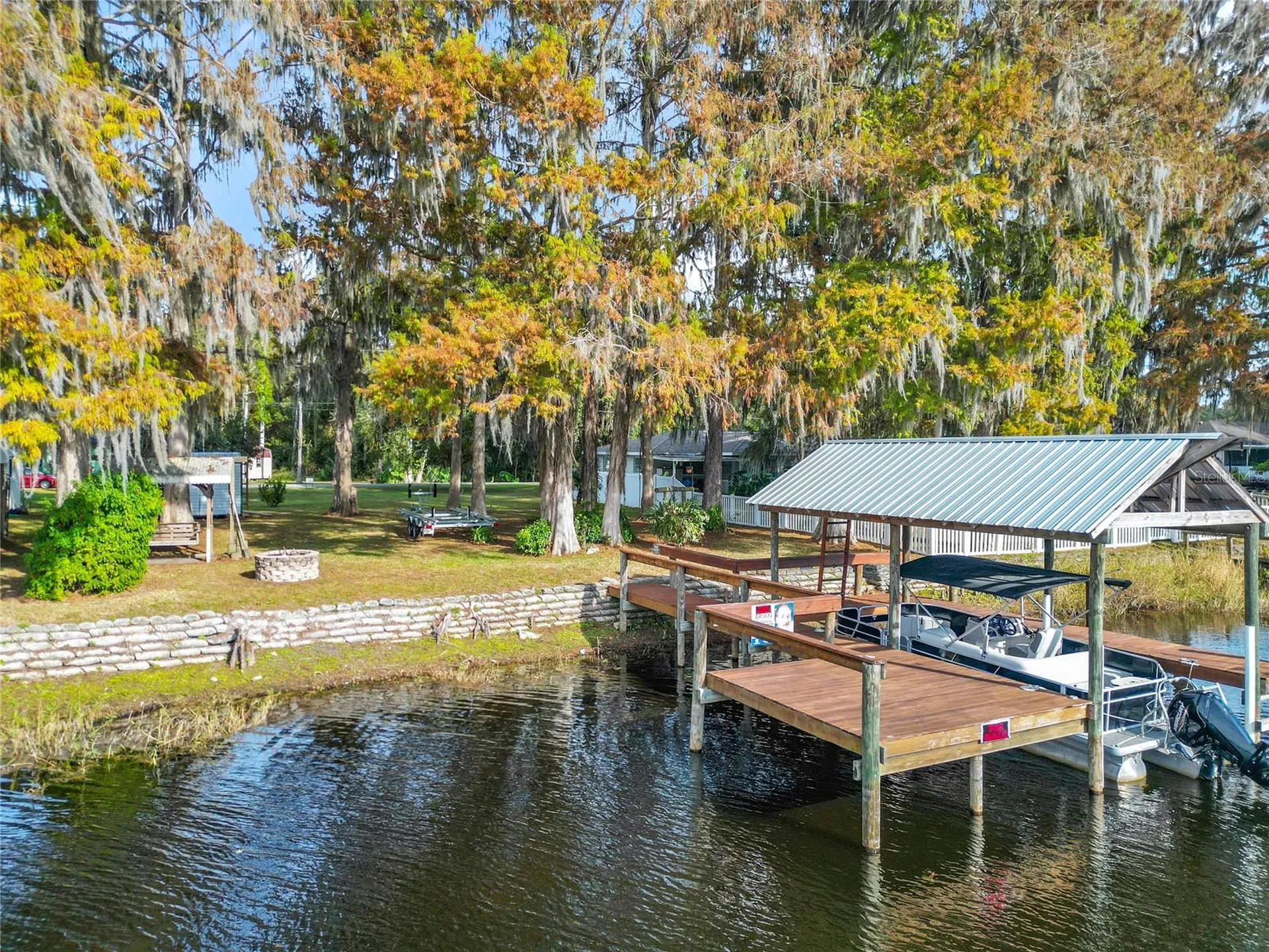 7686 S Crescent Loop Floral City FL 34436