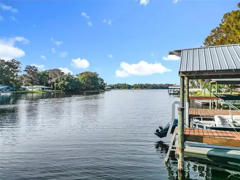 7686 S Crescent Loop Floral City FL 34436