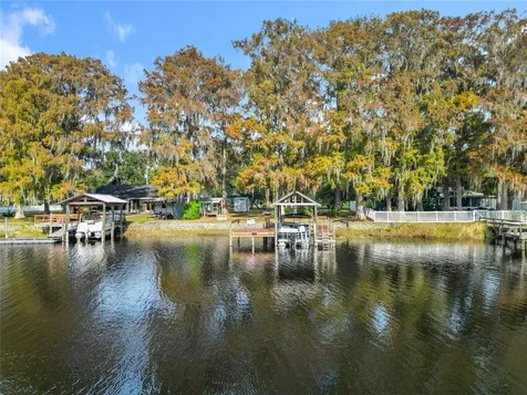 7686 S Crescent Loop Floral City FL 34436