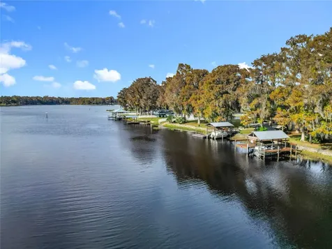 7686 S Crescent Loop Floral City FL 34436