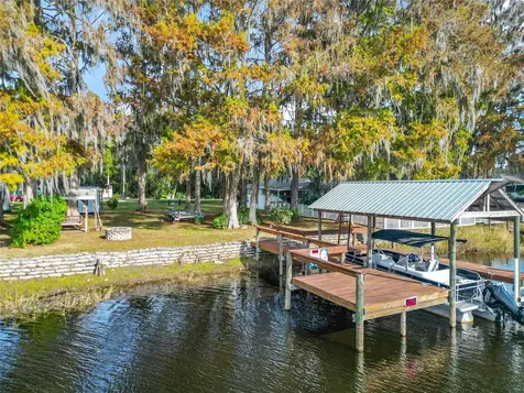 7686 S Crescent Loop Floral City FL 34436