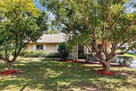 109 N Bloxam Avenue Minneola FL 34715
