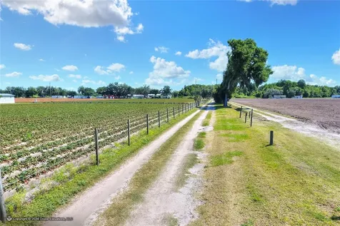 5625 Stafford Road Plant City FL 33565