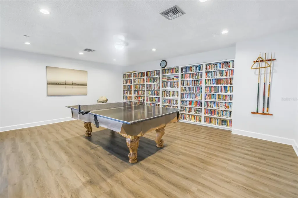 6287 Bahia Del Mar Circle St Petersburg FL 33715