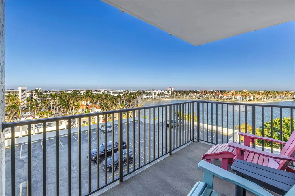 6287 Bahia Del Mar Circle St Petersburg FL 33715