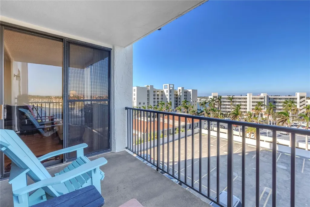 6287 Bahia Del Mar Circle St Petersburg FL 33715