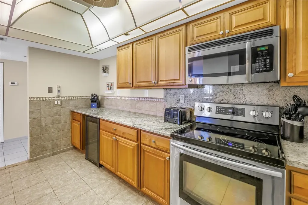 6287 Bahia Del Mar Circle St Petersburg FL 33715
