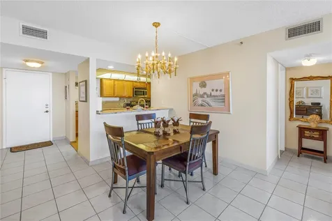 6287 Bahia Del Mar Circle St Petersburg FL 33715