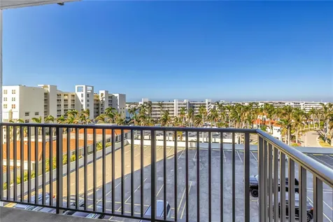 6287 Bahia Del Mar Circle St Petersburg FL 33715