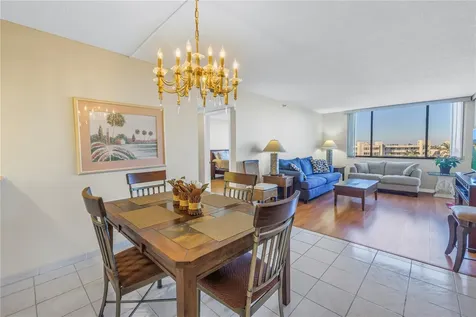 6287 Bahia Del Mar Circle St Petersburg FL 33715