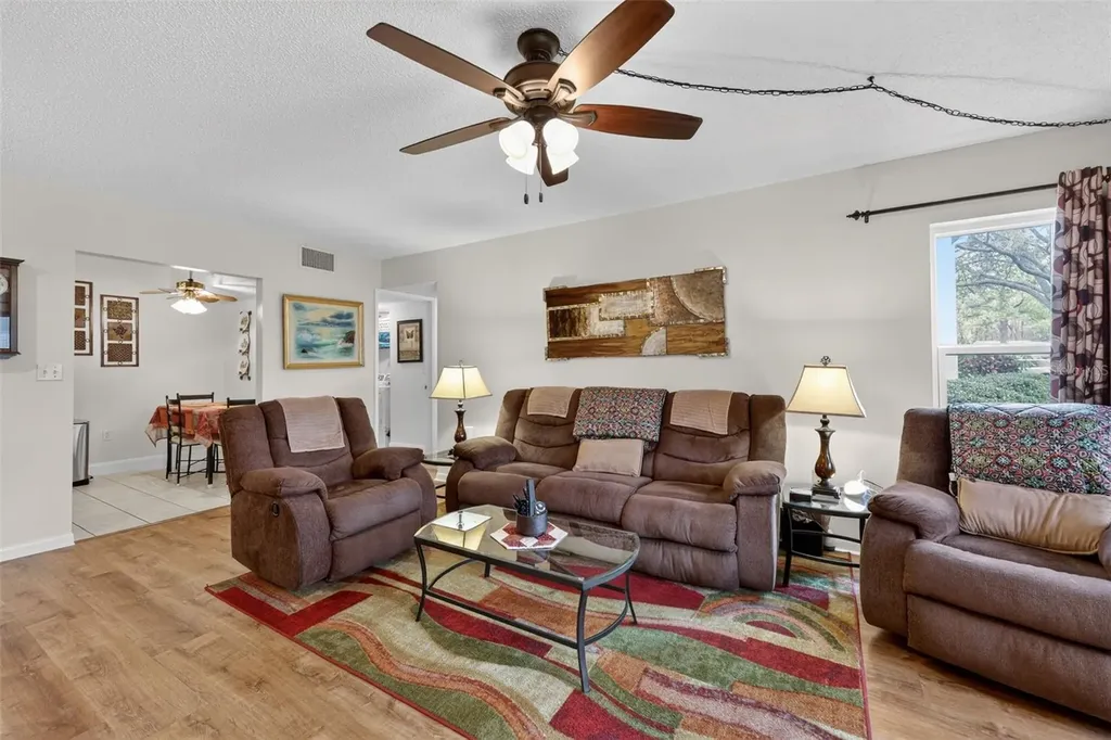 1258 Pine Ridge Circle W Tarpon Springs FL 34688