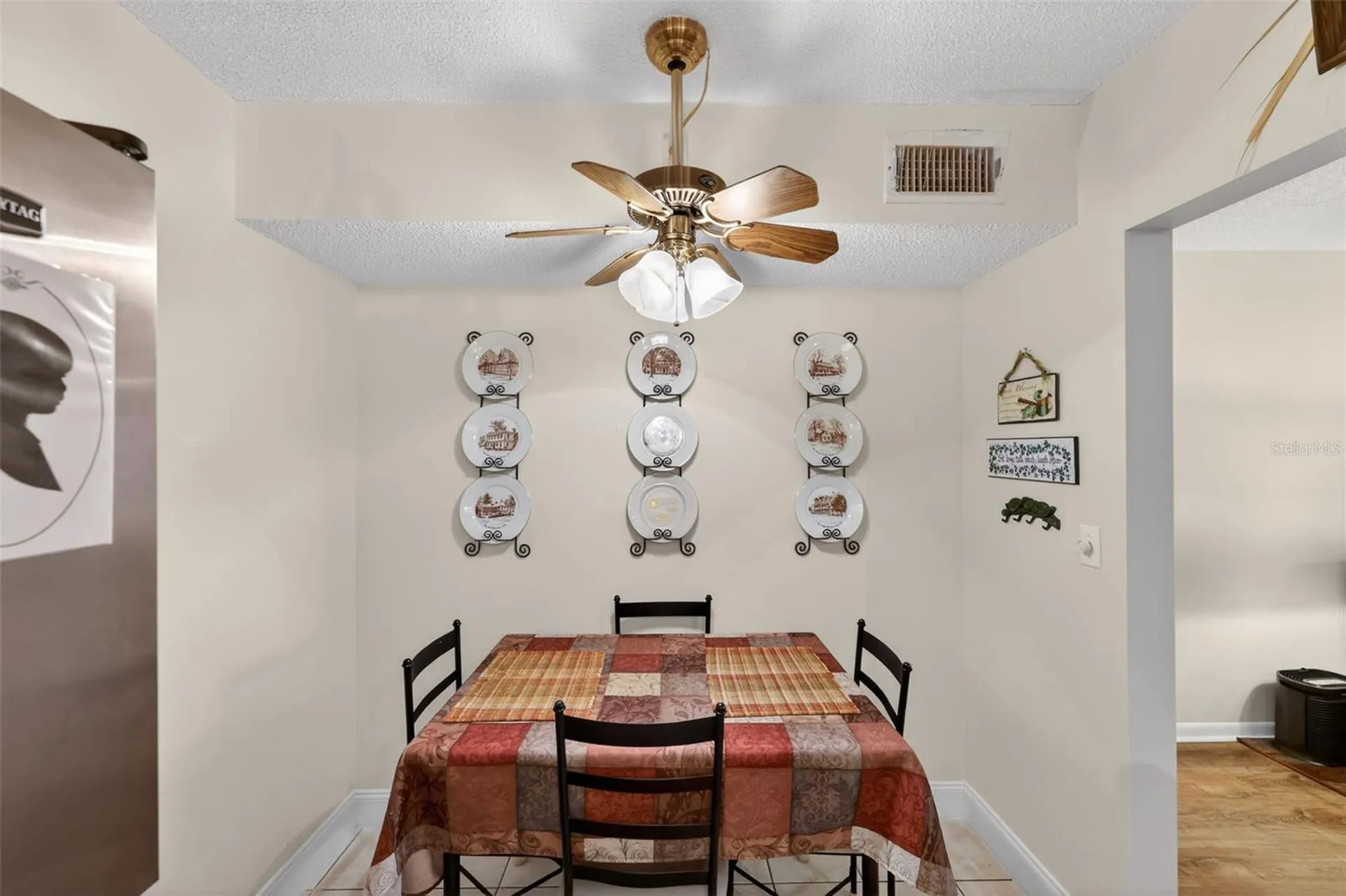 1258 Pine Ridge Circle W Tarpon Springs FL 34688