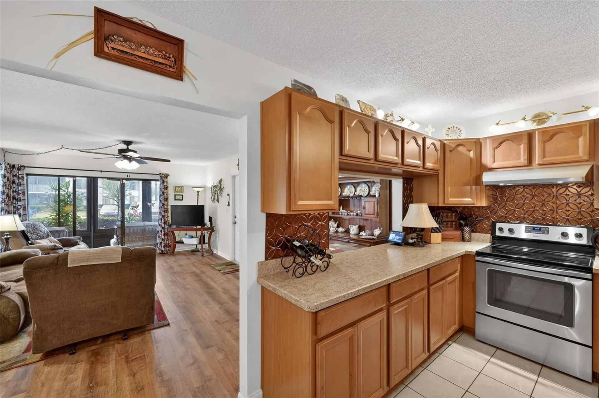 1258 Pine Ridge Circle W Tarpon Springs FL 34688