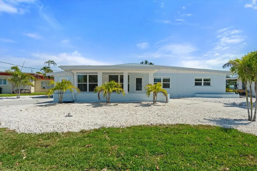 6715 Georgia Avenue Bradenton FL 34207