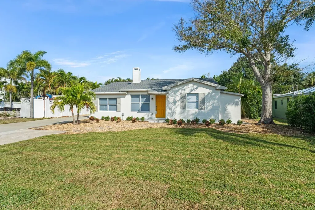 107 4th Street Belleair Beach FL 33786