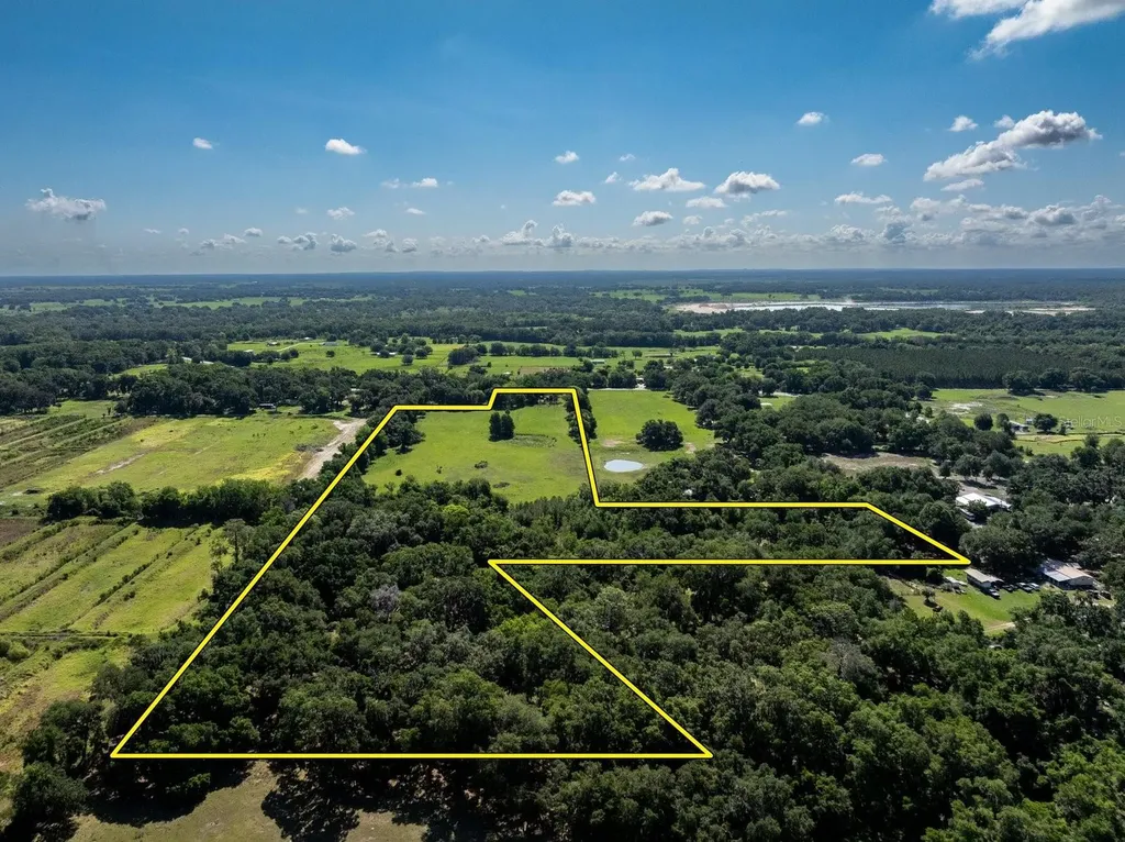 6250 & 5942 E C 478 Center Hill FL 33514