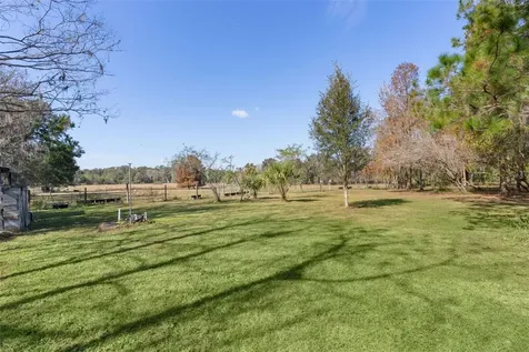 6250 & 5942 E C 478 Center Hill FL 33514