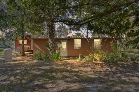 6250 & 5942 E C 478 Center Hill FL 33514