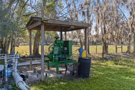 6250 & 5942 E C 478 Center Hill FL 33514