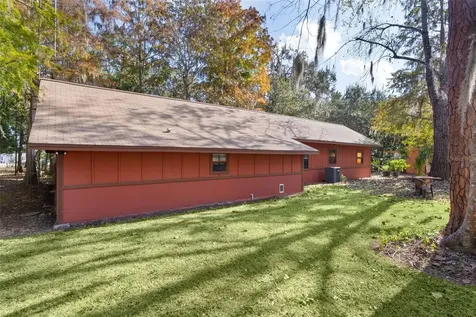 6250 & 5942 E C 478 Center Hill FL 33514