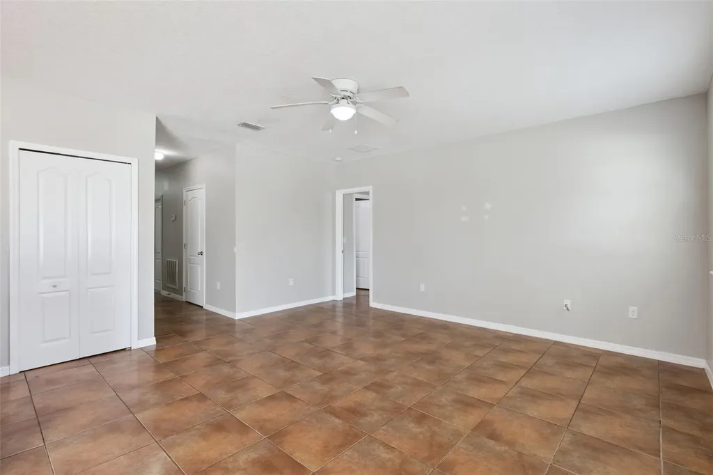 1038 Suffragette Circle Haines City FL 33844