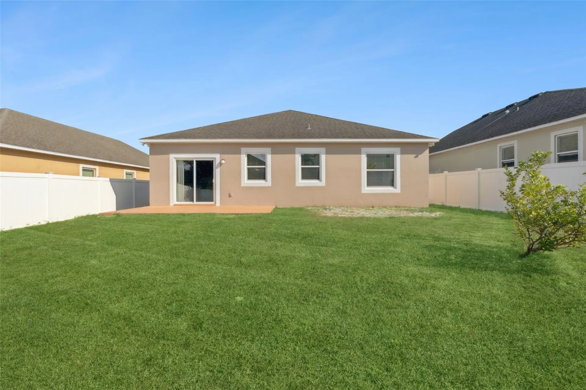 1038 Suffragette Circle Haines City FL 33844
