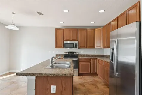 1038 Suffragette Circle Haines City FL 33844