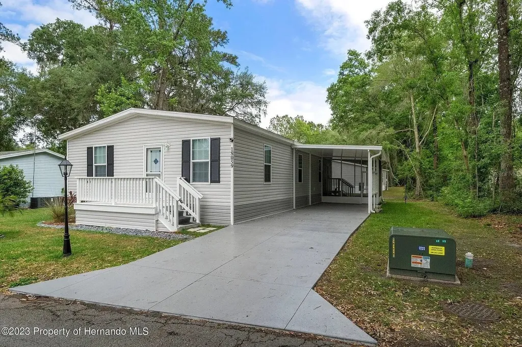Brooksville FL 34604