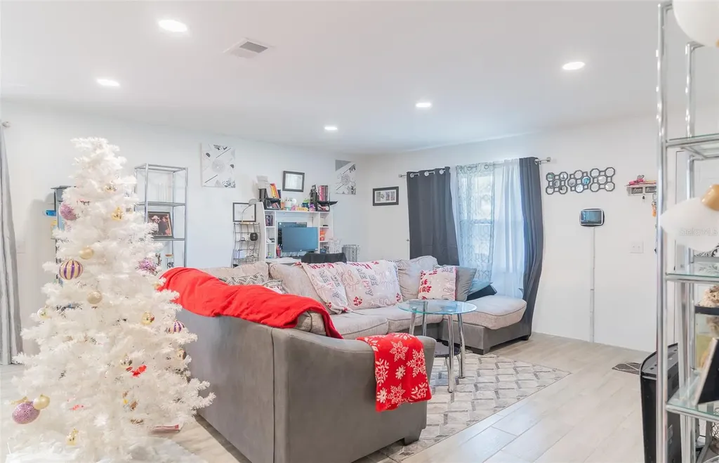 2319 W Cannon Terrace NW Winter Haven FL 33881