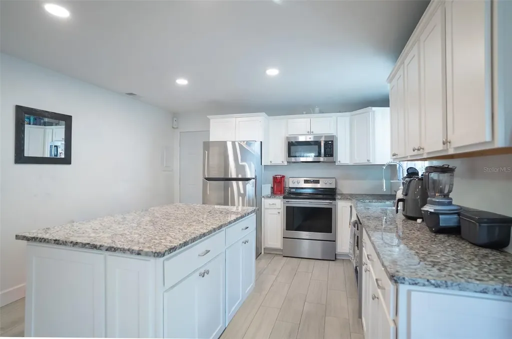 2319 W Cannon Terrace NW Winter Haven FL 33881
