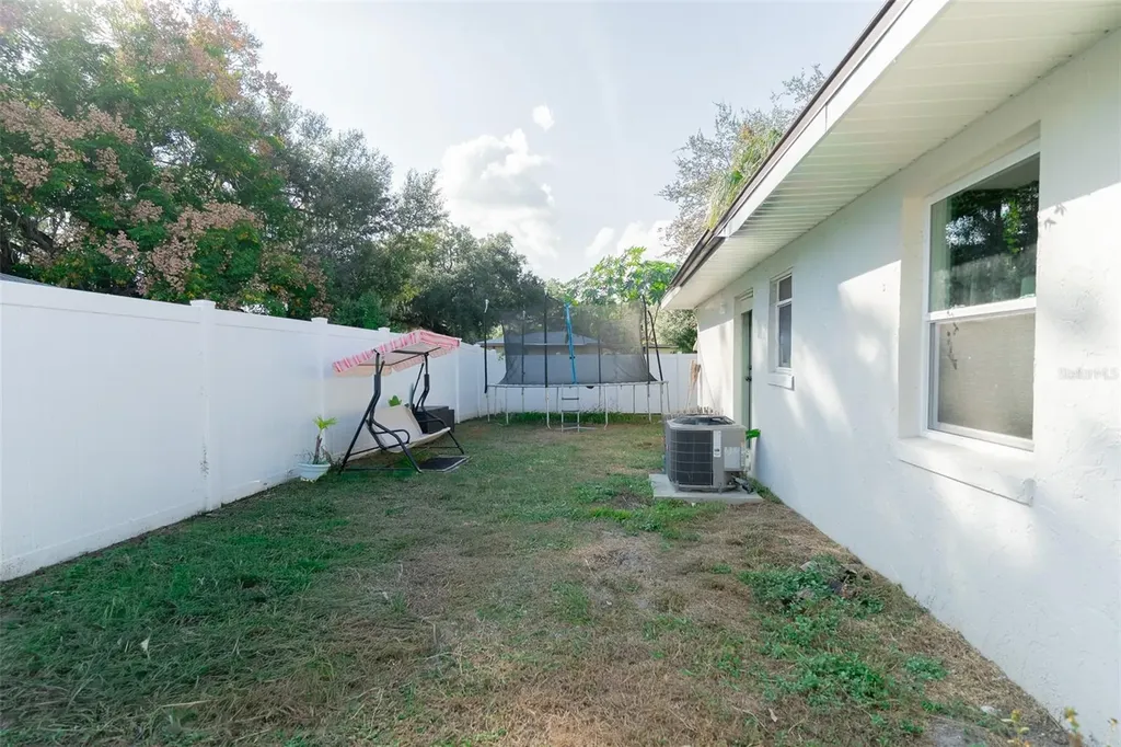 2319 W Cannon Terrace NW Winter Haven FL 33881