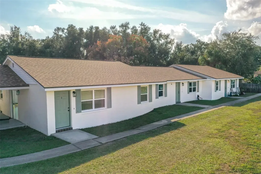 2319 W Cannon Terrace NW Winter Haven FL 33881
