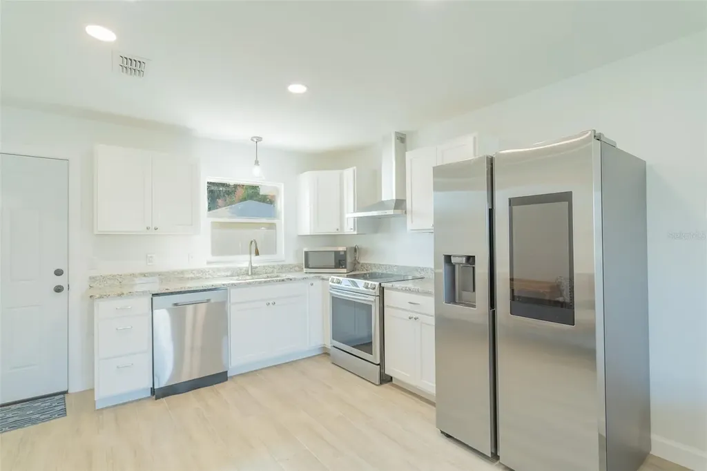 2319 W Cannon Terrace NW Winter Haven FL 33881