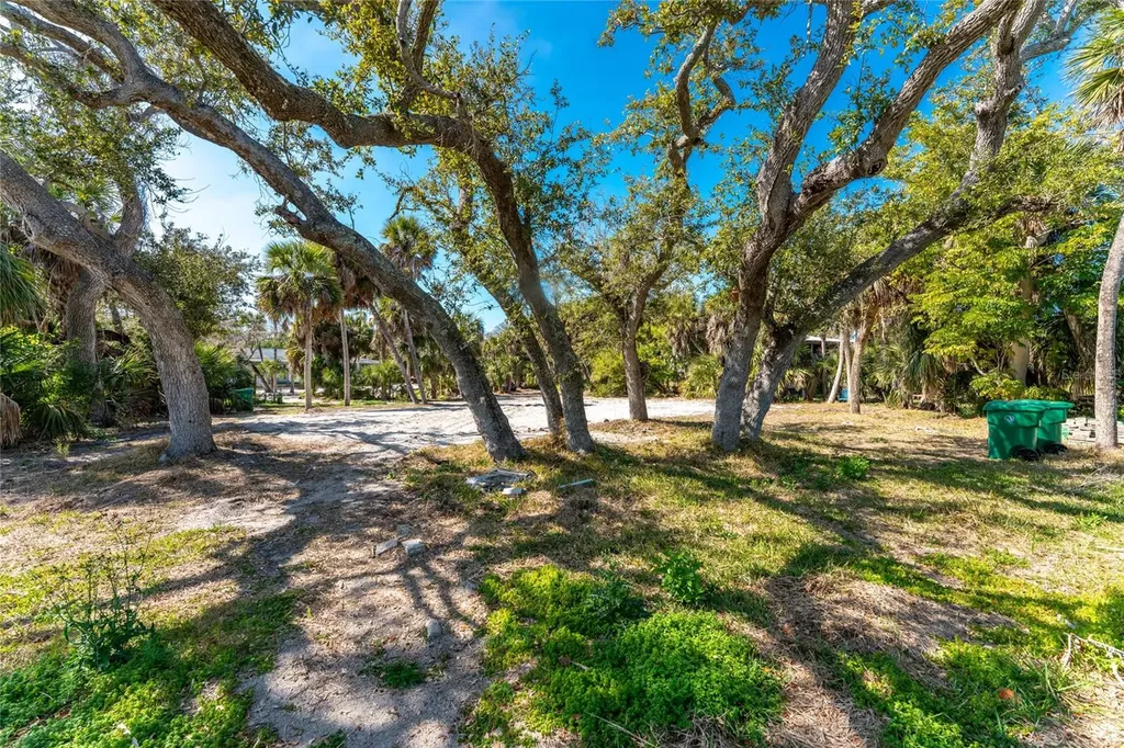4025 Bay Oaks Circle Englewood FL 34223