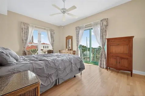 288 Beach Drive NE St Petersburg FL 33701