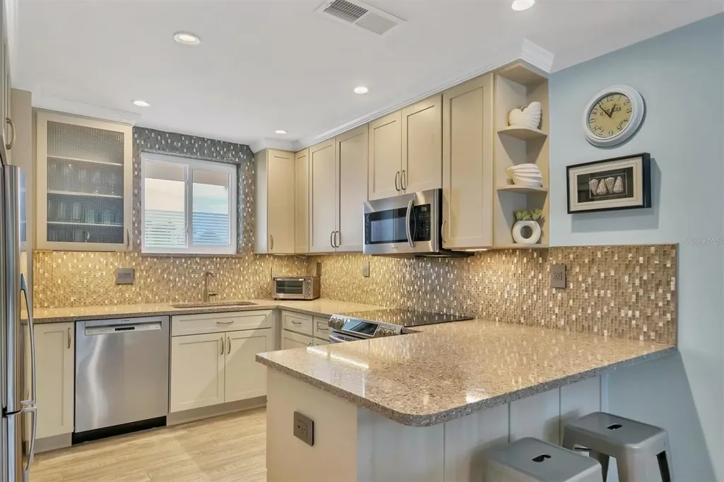 500 S Washington Drive Sarasota FL 34236