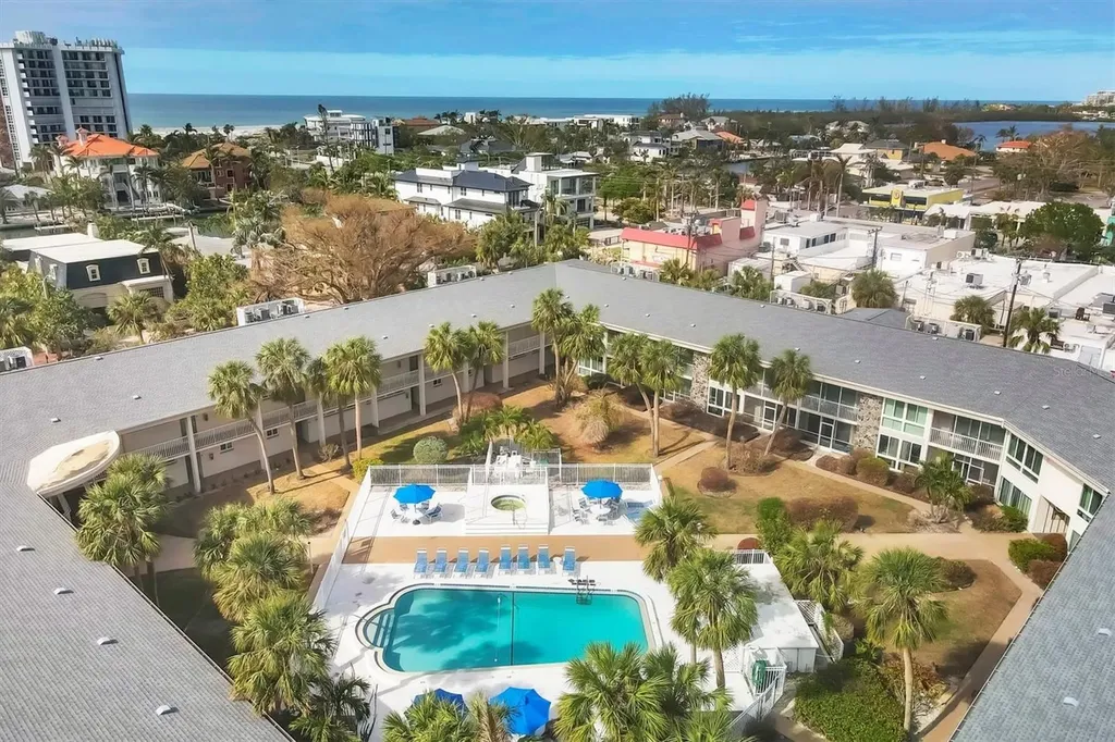 500 S Washington Drive Sarasota FL 34236