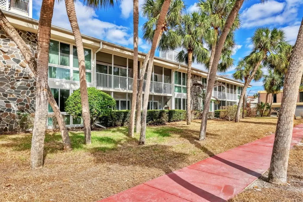 500 S Washington Drive Sarasota FL 34236