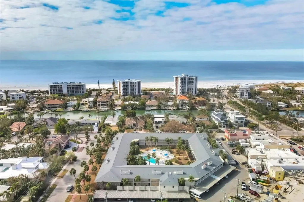 500 S Washington Drive Sarasota FL 34236